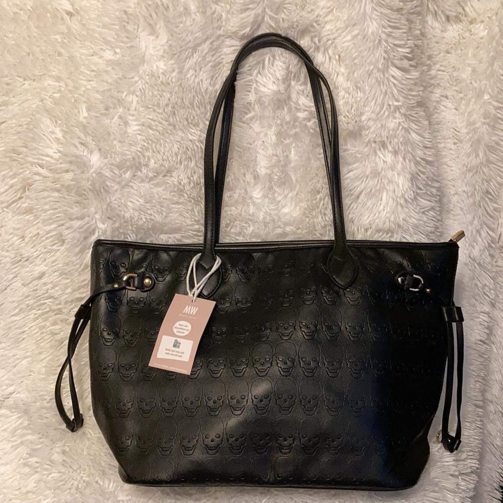 MOST WANTED skull purse NWT